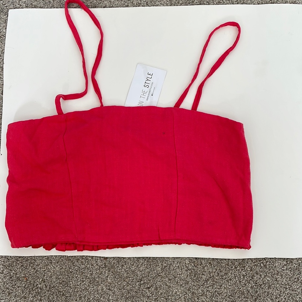 Coral spaghetti strap crop top